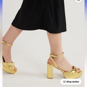 SCOOP Gold Platform Block Heel Sandals - Women Size 7